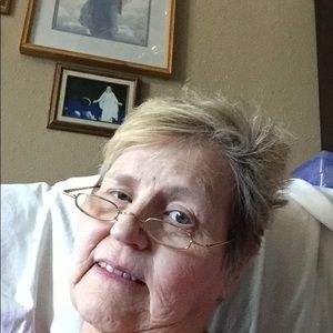 Meet your Posher, Beverly